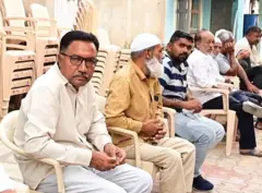 குஜராத்: முஸ்லிம்களுக்காக நவராத்திரி கொண்டாட்டத்தை நிறுத்திய இந்துக்கள்