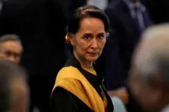 FILE PHOTO: Myanmar State Counselor Aung San Suu Kyi attends the opening session of the 31st ASEAN Summit in Manila, Philippines, November 13, 2017. REUTERS/Athit Perawongmetha/File Photo