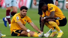 N﻿eto ya buga wa Wolves wasa tara a wannan kakar