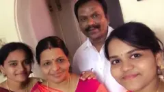 తమిళనాడు పోలీసు కుటుంబం