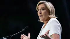マリーヌ・ル・ペン氏