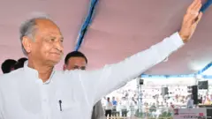 अशोक गेहलोत