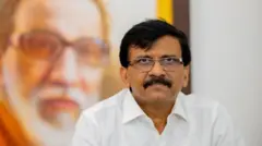 संजय राऊत 