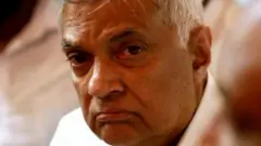 रनिल विक्रमसिङ्गले प्रधानमन्त्री बनेपछि बीबीसीसँग देशमा अझ नराम्रो स्थिति आउन सक्ने बताए