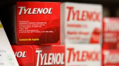 Пачки с препаратом Tylenol