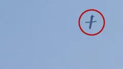 تلاش پدافند برای انهدام موشک بر فراز آسمان ایران