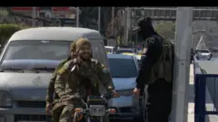 عناصر الأمن السوري
