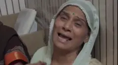तरुणीची आई