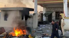 آثار دمار جراء أعمال عنف شابت المظاهرات