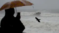 તૌકતે વાવાઝોડું અને કોરોના