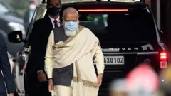 पीएम मोदी ने 2022 तक किसानों की आय दोगुनी करने का वादा किया था.