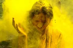 হিন্দুদের রঙের উৎসব হোলি বা দোলের সময়ে ভারতে বেশ কয়েকটি সাম্প্রদায়িক অশান্তির খবর এসেছে - প্রতীকী ছবি