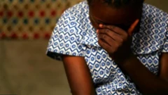 Wata mace ta rufe fuska 