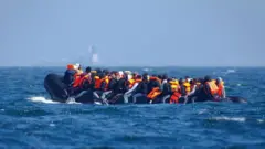 عبورغیر قانونی قایق‌ها