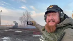 مدون روسي يروج للحرب