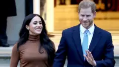 Mwanamfalme Harry na mkewe Meghan wametangaza kuachana na shughuli za kifalme