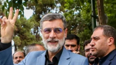امیر حسین قاضی‌زاده هاشمی در شبکه اجتماعی ایکس نوشت که  از نامزدی در انتخابات ریاست جمهوری انصراف داده است