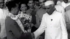 చైనా ప్రధానితో భారత ప్రధాని నెహ్రూ