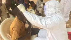 ኮሮናቫይረስ ያጠላባቸው በየጎዳናው የሚለምኑ ታዳጊዎች