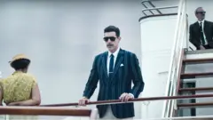 Sacha Baron Cohen como Eli Cohen em 'O Espião'