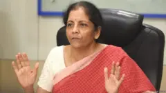 మోదీ సర్కారు ప్రభుత్వ కంపెనీలను ఎందుకు అమ్మేస్తోంది