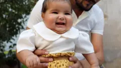 الطفلة عفراء