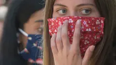 Девушки в масках