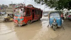 کراچی