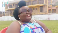 Francine Niyonkuru afise ubumuga bwo kutabona yibaza impamvu abasore batabaresha