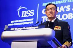 Bộ trưởng Quốc phòng Trung Quốc Đổng Quân phát biểu tại Đối thoại Shangri-la ở Singapore, ngày 2 tháng 6 năm 2024