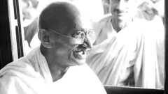 महात्मा गांधी