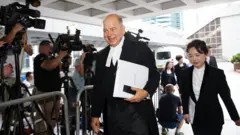 黎智英案：香港外聘檢察官受壓請辭 引英國干預香港司法爭議