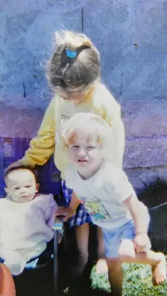 Sara, Ana e Moisés