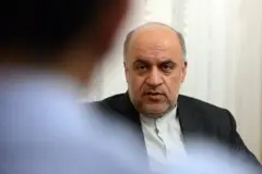 سفیر ایران در لبنان می گوید که کیف دیپلمات ایرانی در فرودگاه بیروت بازرسی نشد