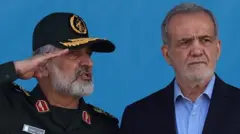 O presidente iraniano Masoud Pezeshkian (à direita) e o comandante da Força Aeroespacial do Corpo da Guarda Revolucionária, Amir Ali Hajizadeh (à esquerda), participamunibet wimbledonum desfile militarunibet wimbledonTeerã, no Irã,unibet wimbledon21unibet wimbledonsetembrounibet wimbledon2024