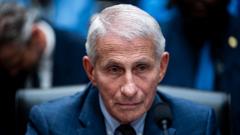 米ファウチ博士、上院公聴会で黙秘権行使　コロナ発生源めぐり