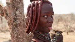 Ụmụnwaanyị Himba na mba Namibia