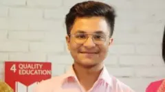 সিয়ামের ছবি