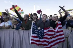 Gužva ispred bazilike Svetog Petra