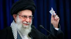 آیت الله خامنه ای