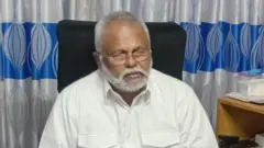 ඩග්ලද් දේවානන්දාගේ ඡායාරූපයකි