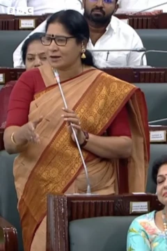 சட்டப்பேரவை உறுப்பினர் லதா 
