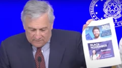 Ministro das Relações Exteriores da Itália, Antonio Tajani, mostra anúncios de empresas brasileiras