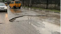 Oju ọ̀na to bajẹ
