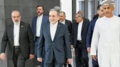 اختتام المحادثات غير المباشرة بين واشنطن وطهران في عُمان، وعراقجي يصفها بـ "بداية جيدة"