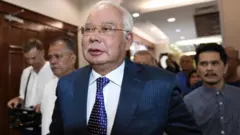 Najib Razak menghadiri sidang, Agustus 2019.