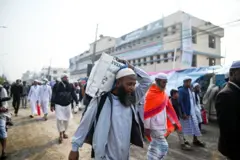 কয়েক বছর ধরে দুটি বিশ্ব ইজতেমার আয়োজন করছে তাবলীগ জামাতের দুটি গ্রুপ