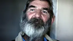 Luwiis Vaan Shuur, namticha bara sirna Appaartaayidii jumlaan nama fixaa ture