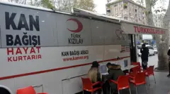 Kızılay kan alma merkezi