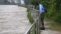 बाढी प्रभावित सर्वसाधारण